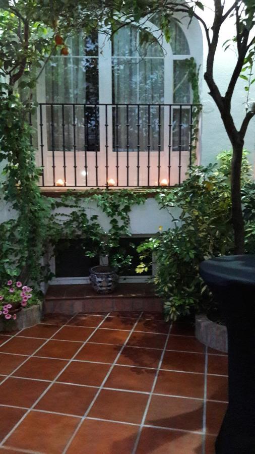 Hostal Restaurante Pacos Herrera del Duque Exterior photo